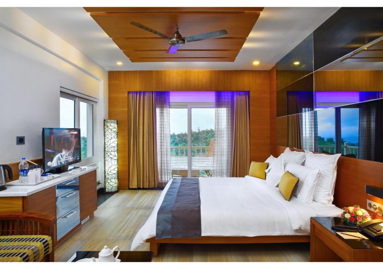 सहारा Chandys Windy Woods 5*
