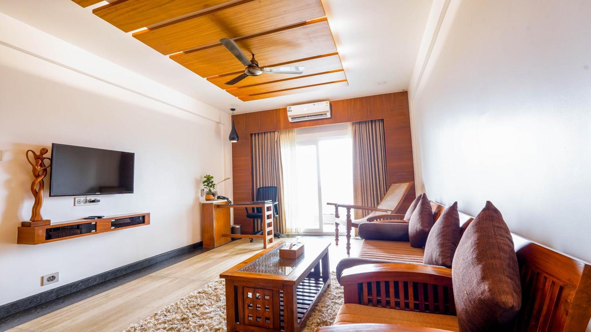 सहारा Chandys Windy Woods
