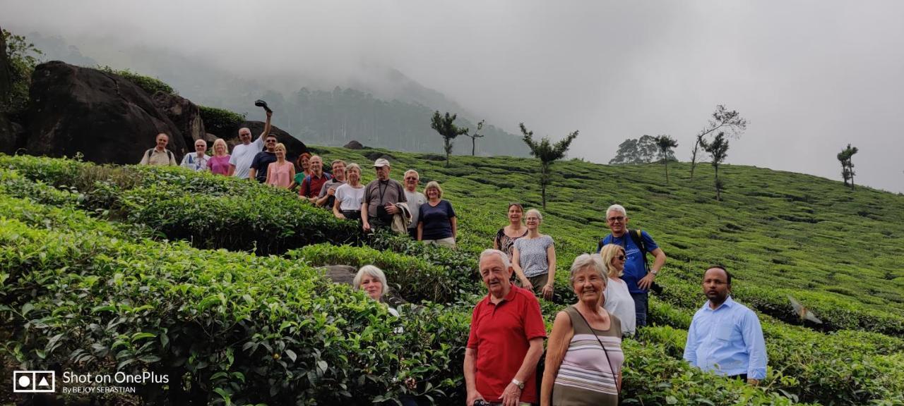 सहारा Chandys Windy Woods Munnar